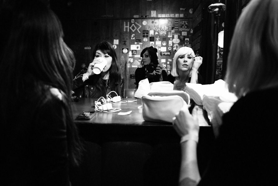Dum dum girls 5