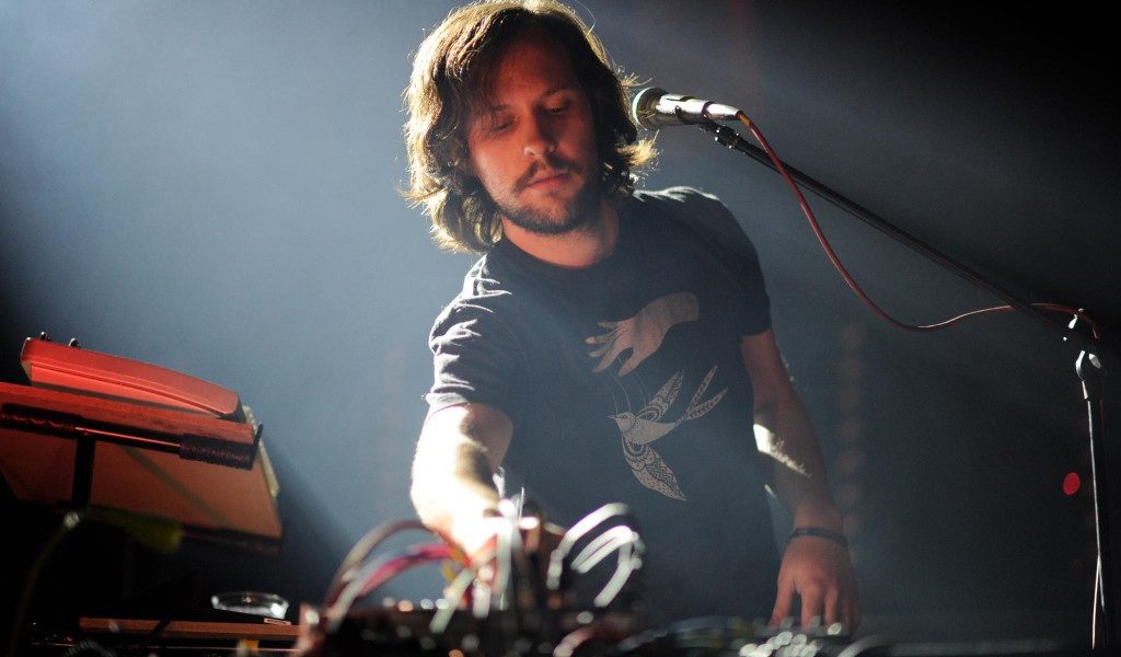 [Escucha] Dos nuevas canciones de Bufi - FILTER México