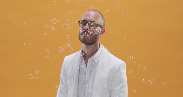 hellogoodbye 03 Andrew Lee Bubbles 1502x999 1