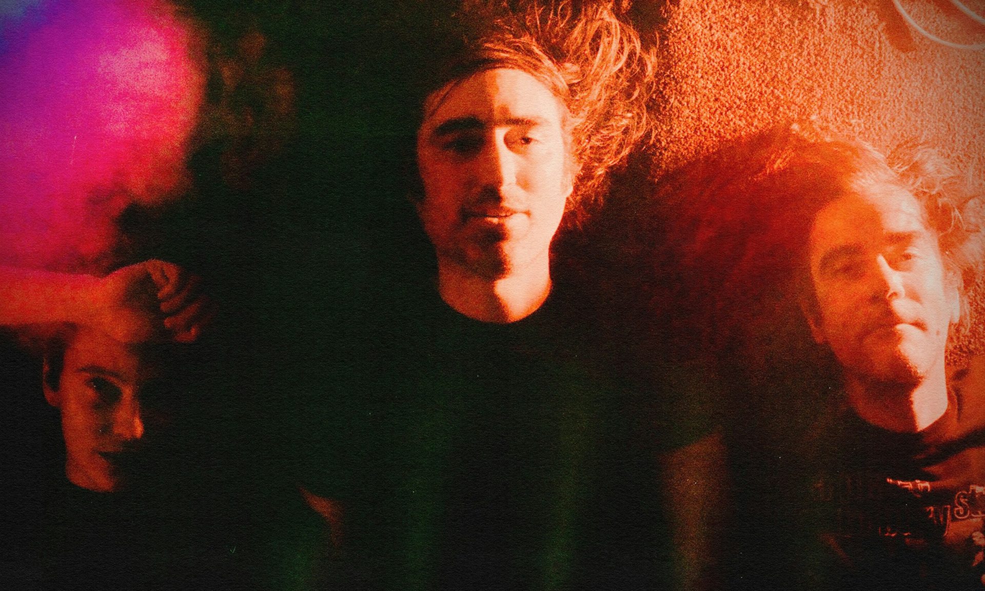 A Place To Bury Strangers inaugura una nueva serie de 7 sencillos con