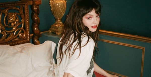 Lauren Mayberry Charlotte Patmore 1