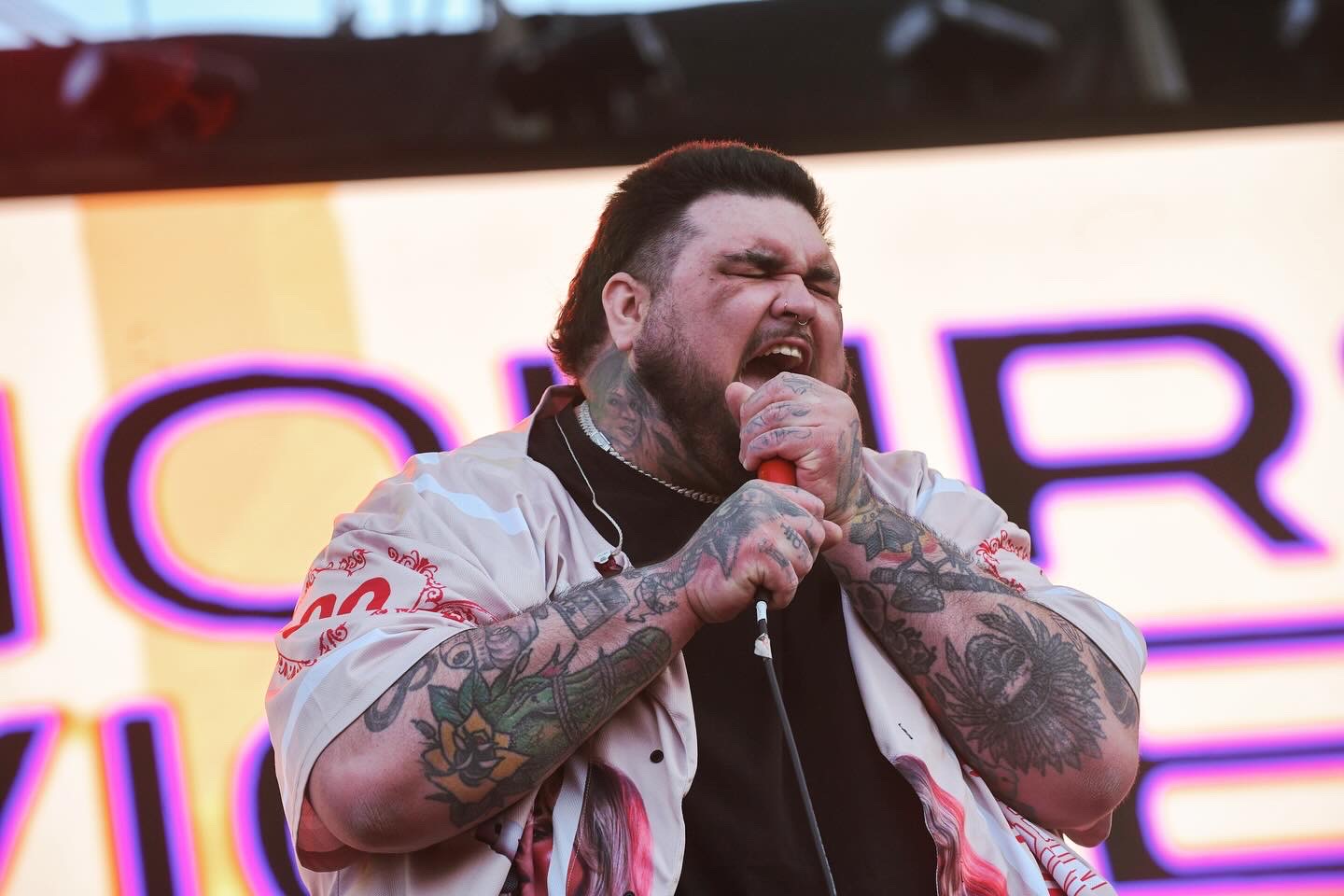 57B8786B 6E1C 4AFB 9AED 2772BC757C29