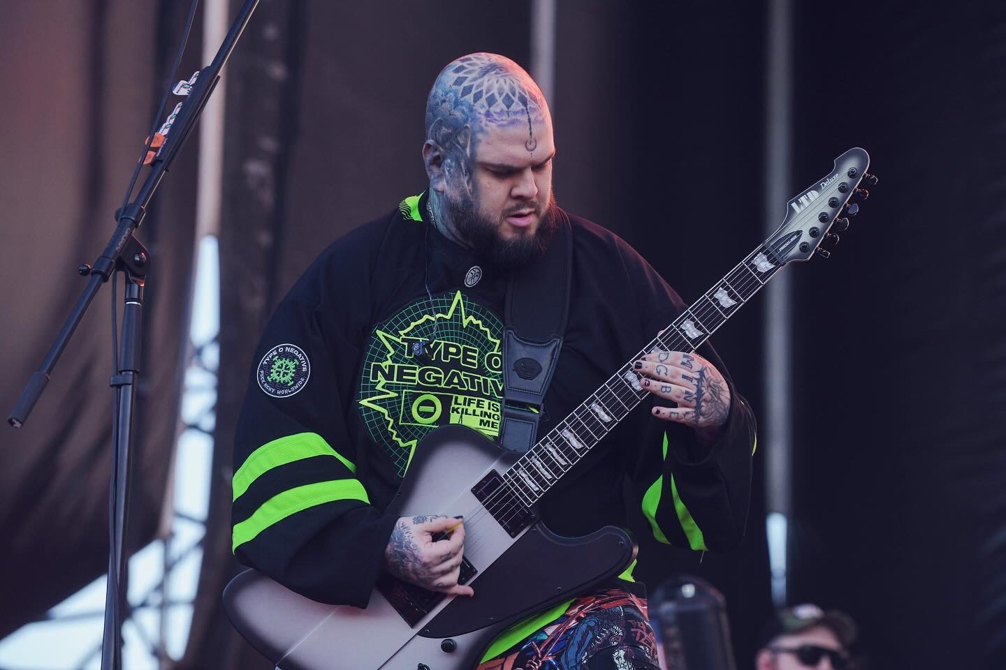 AFD49D81 B6CD 42FF 8243 CCE8B2F17AEE