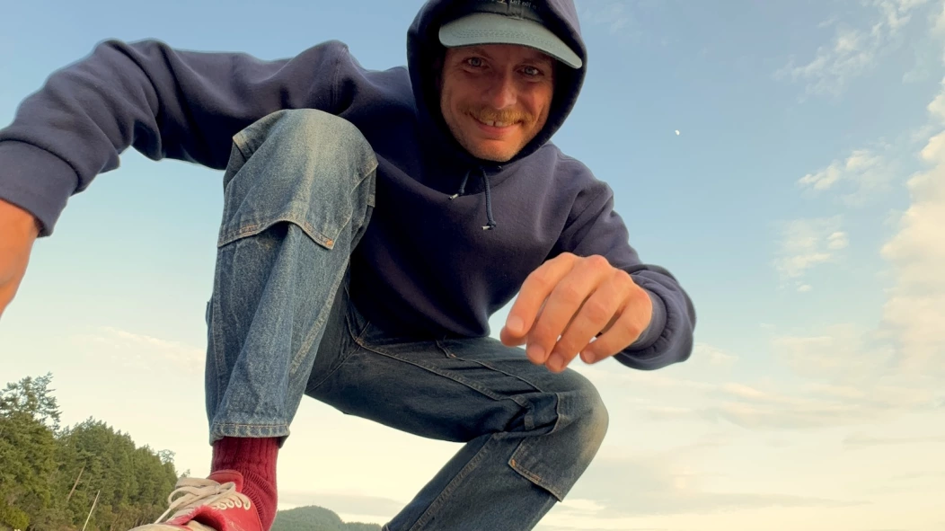 Press Photo Mac DeMarco Home.jpg