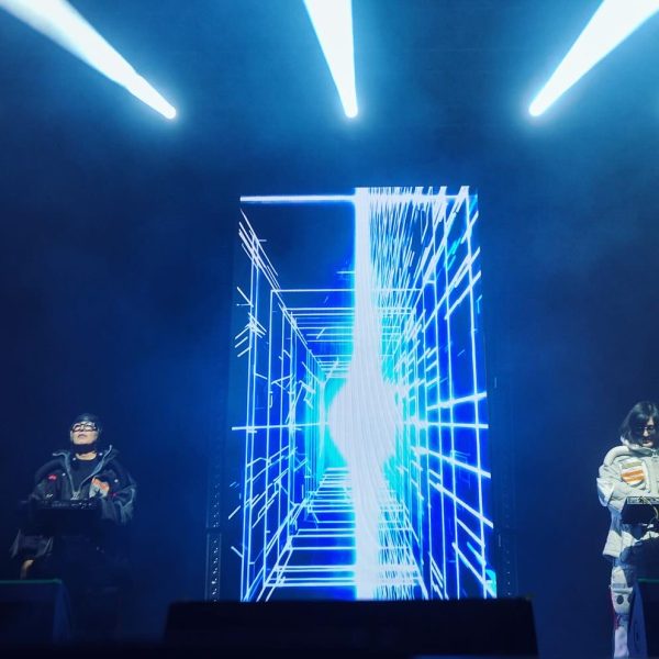 28517461 9077 4AB4 9133 2C2CB88FFE8D