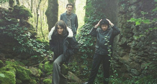 Pissoir des Dieux Promo Photo 1