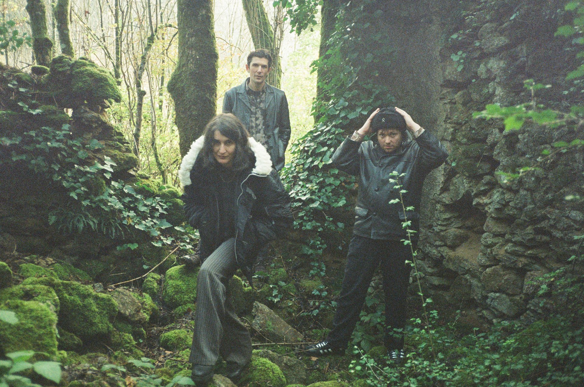 Pissoir des Dieux Promo Photo 1