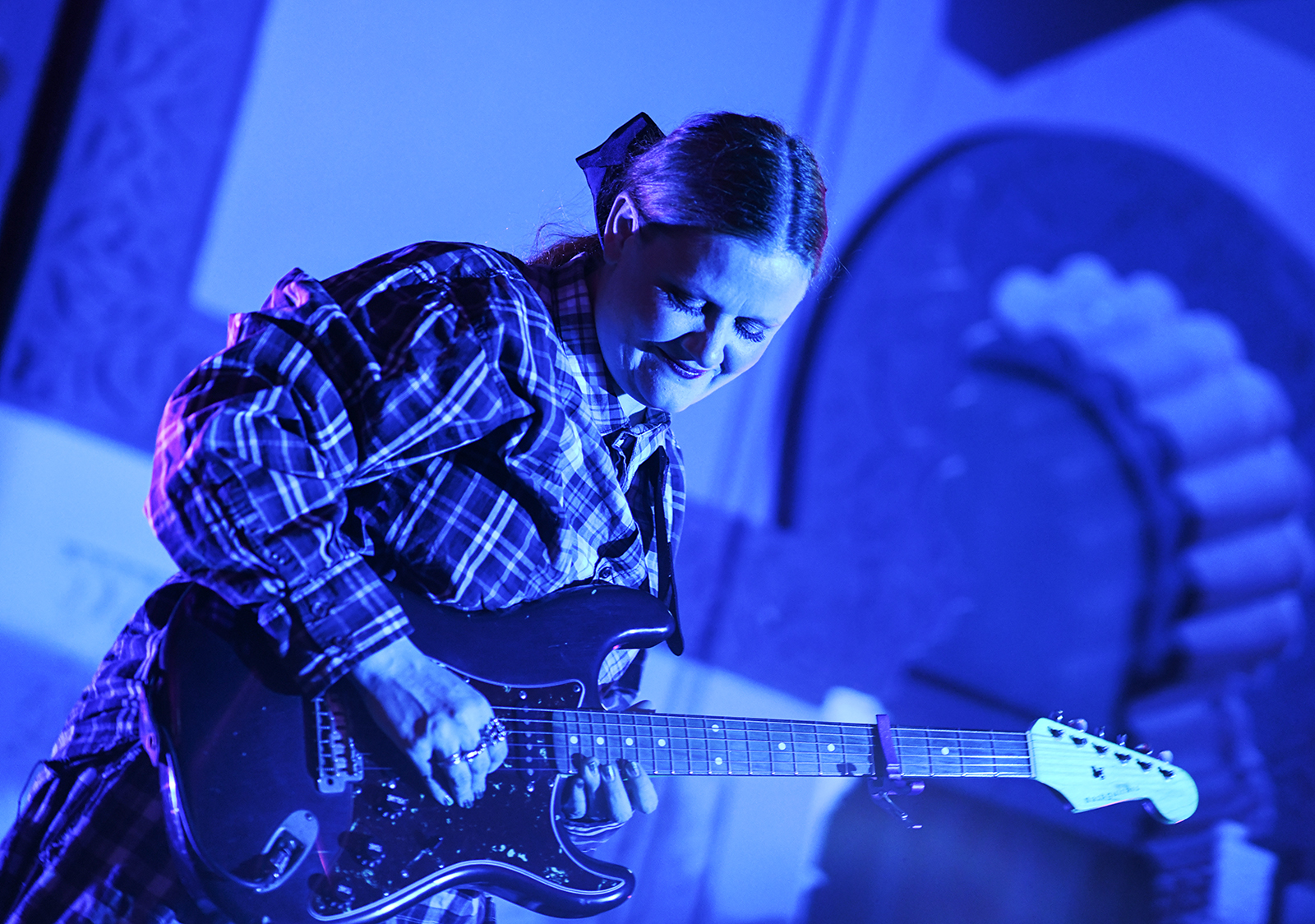 1000189977